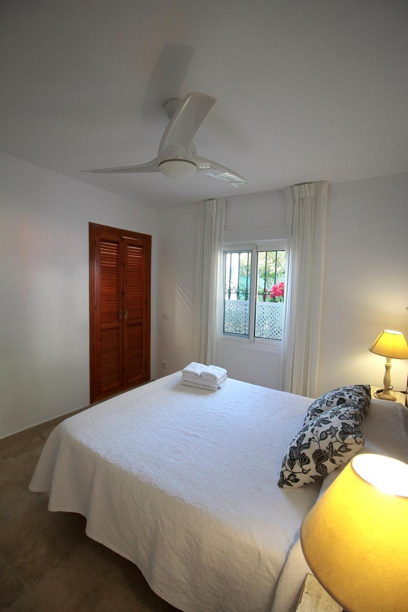 בית הארחה סהורה 	Casas Isabel מראה חיצוני תמונה